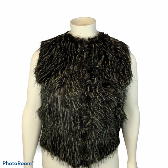KIKIT Jackets & Blazers - Women's KIKIT faux fur vest size XL